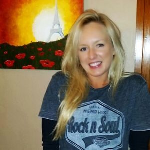 Meet your Posher, Amanda